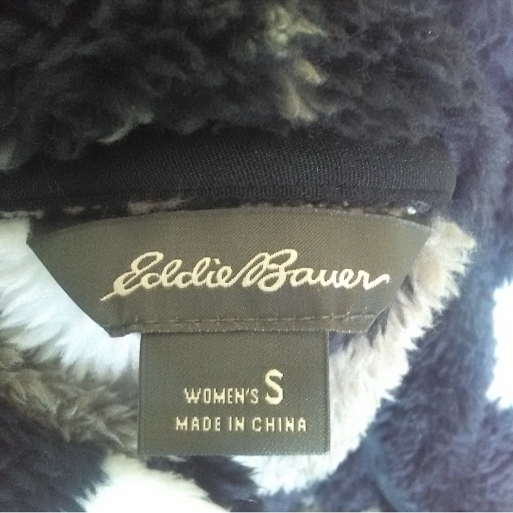 Eddie Bauer pullover - Picture 7 of 8